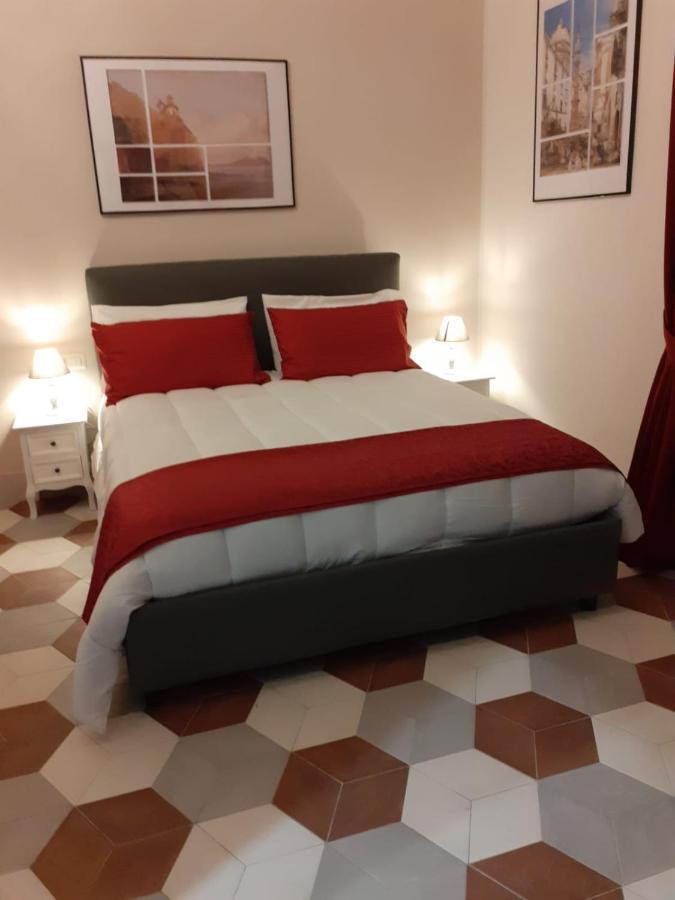 Отель Foriart Relais Неаполь Экстерьер фото